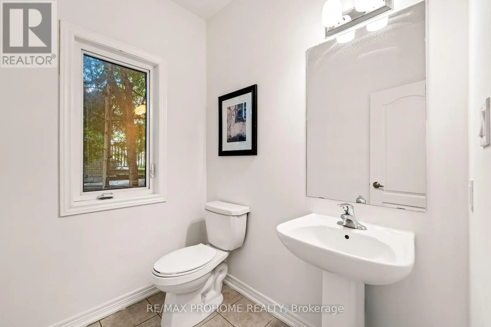 102 RIVEREDGE DRIVE
