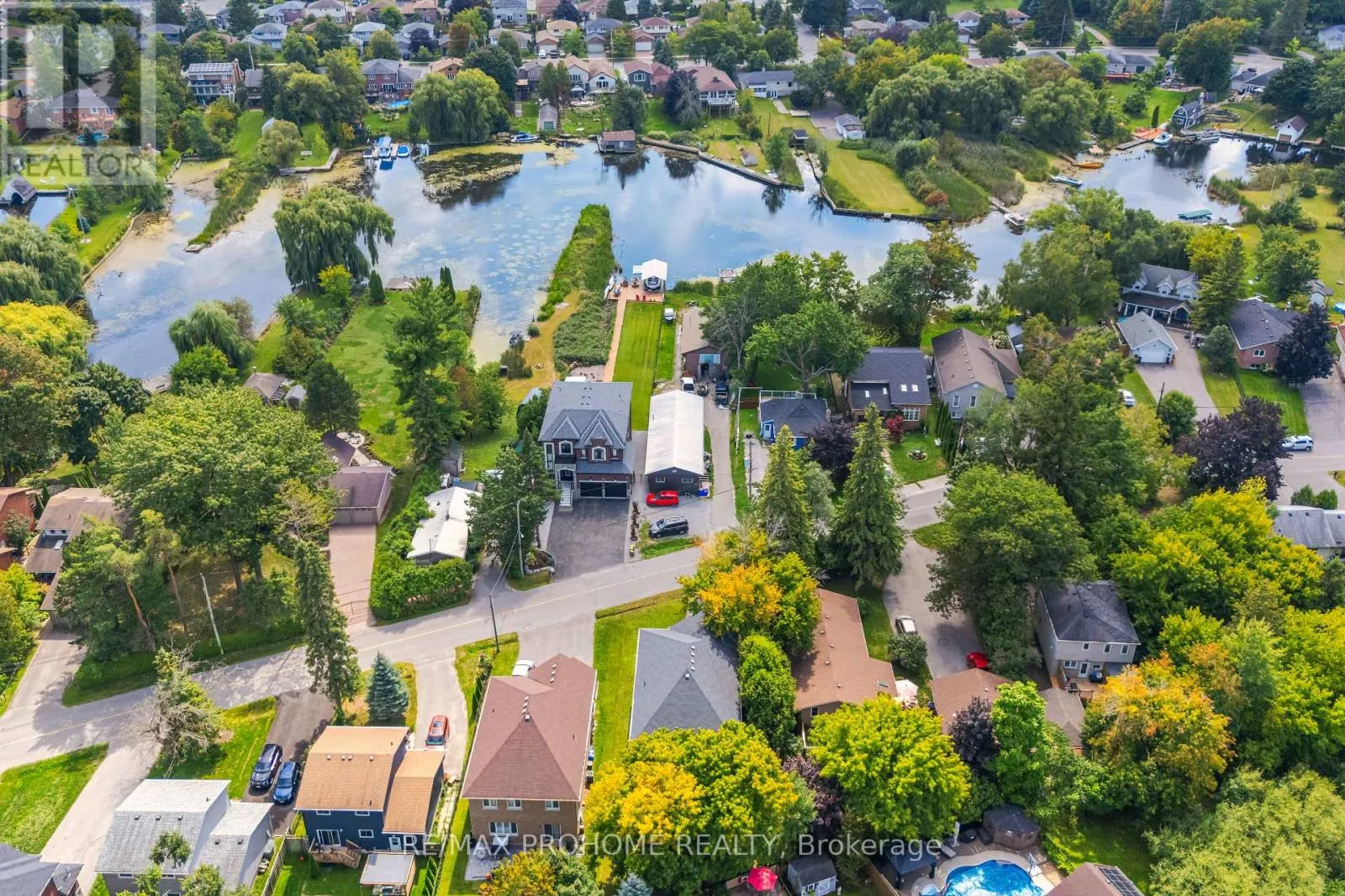 102 RIVEREDGE DRIVE