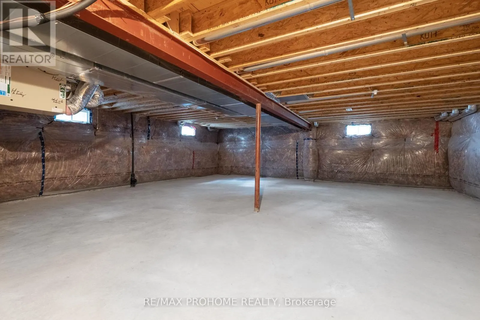 102 RIVEREDGE DRIVE