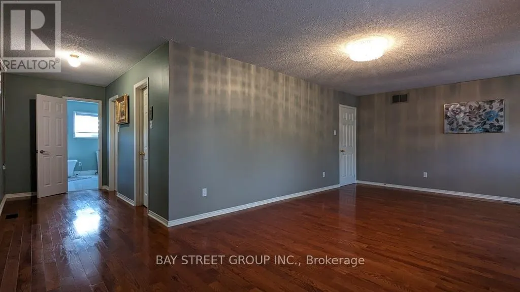 42 PICKETT CRESCENT