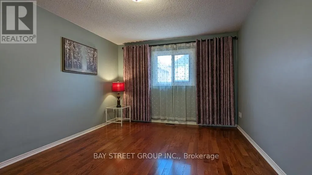 42 PICKETT CRESCENT