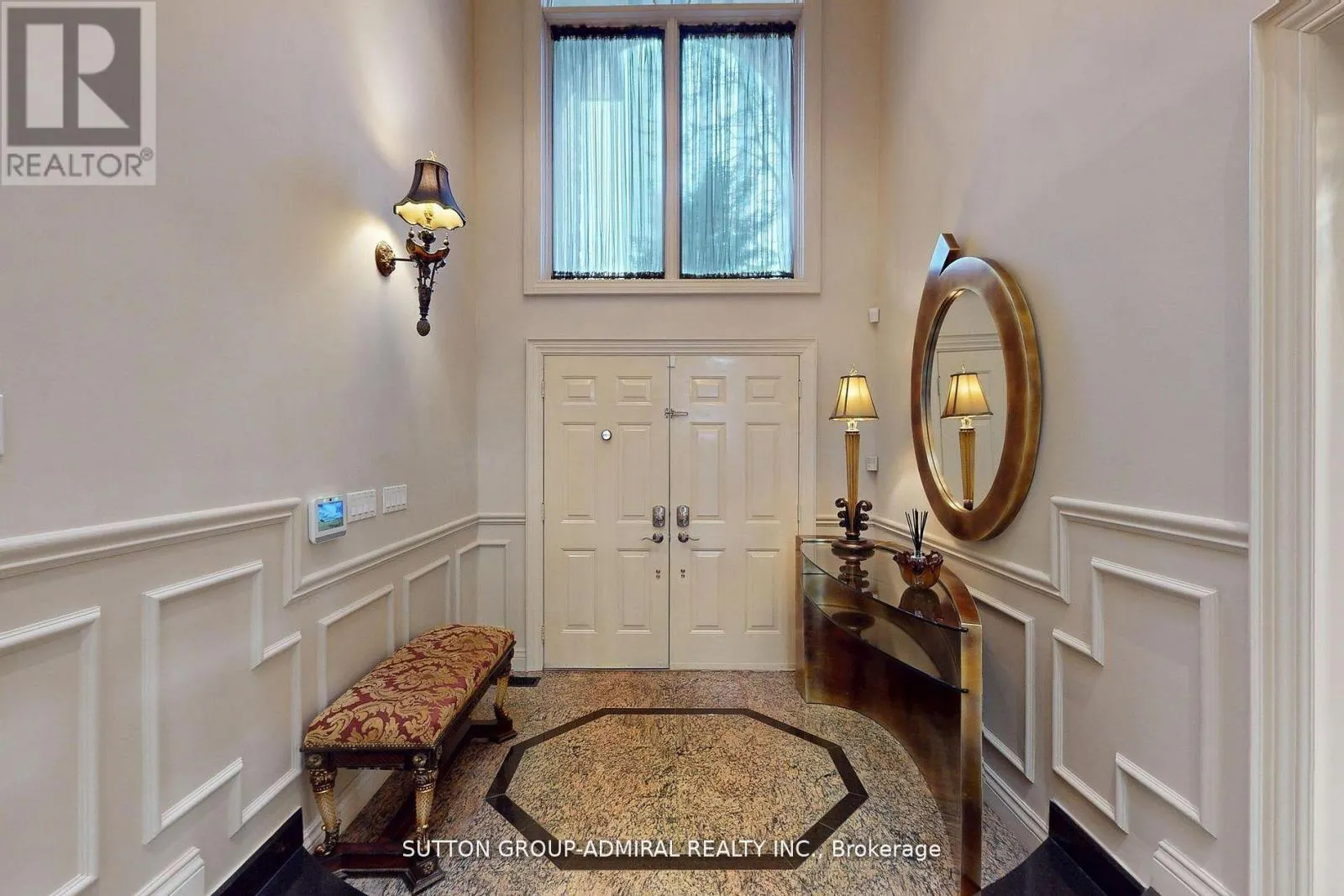 220 KING HIGH DRIVE