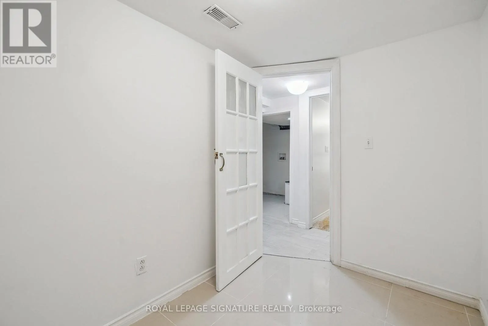 4290 YONGE STREET