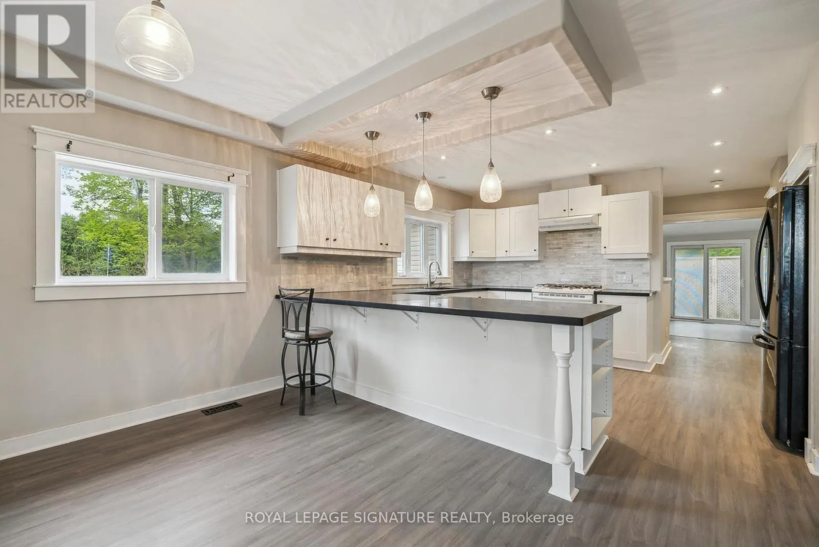 4290 YONGE STREET