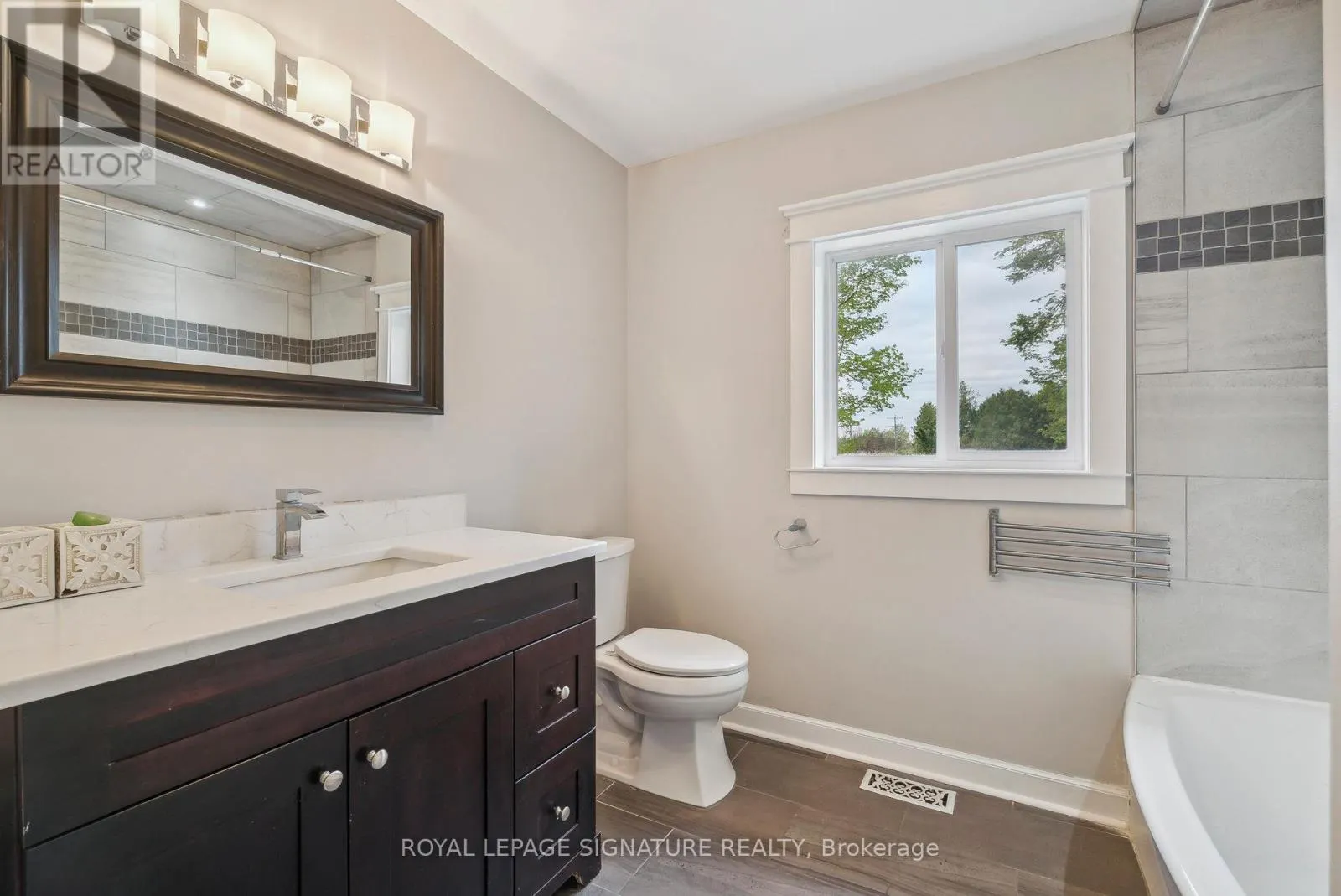 4290 YONGE STREET