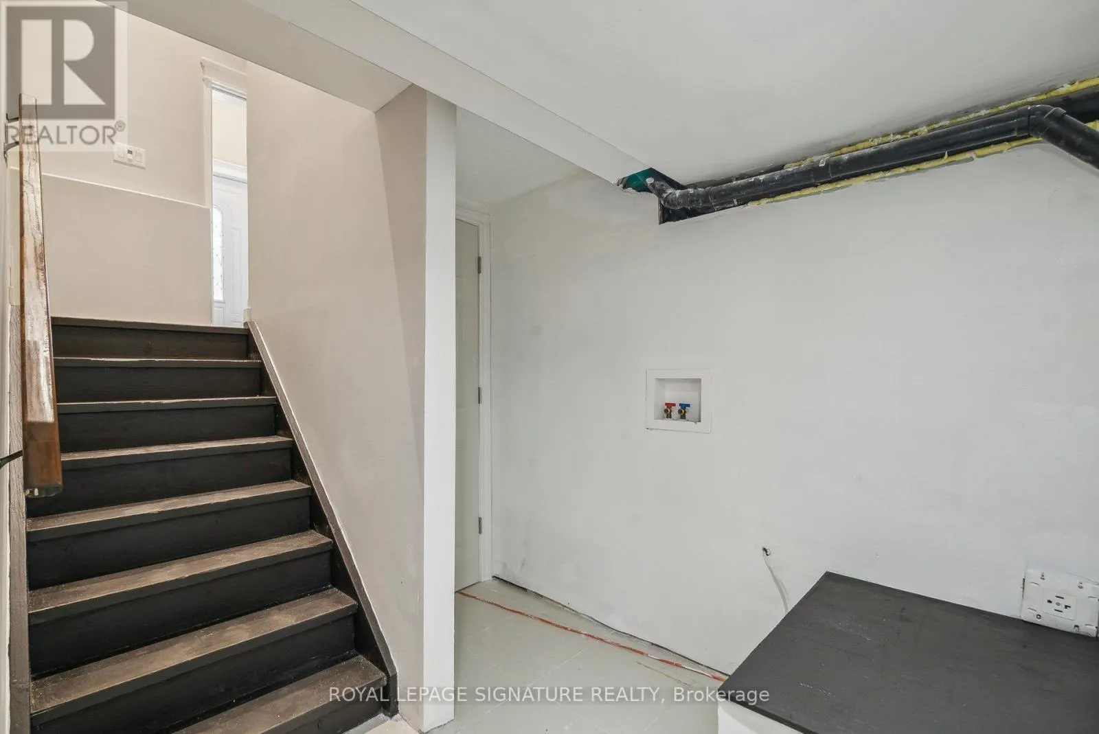 4290 YONGE STREET