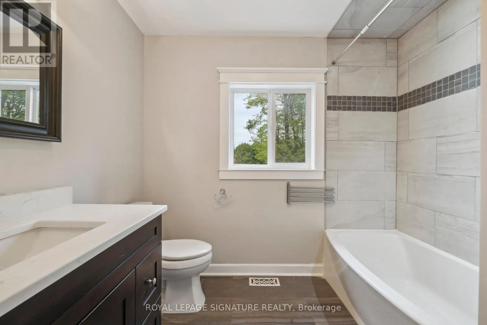4290 YONGE STREET