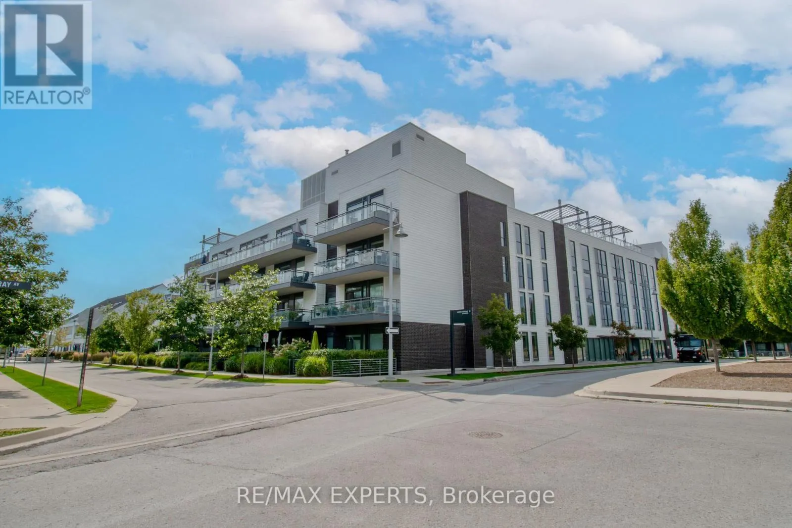 C315 - 301 SEA RAY AVENUE