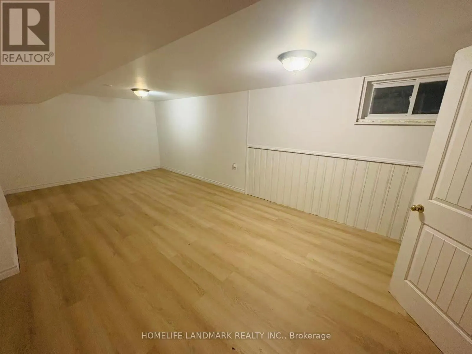 BASEMENT - 74 ROBINSON STREET
