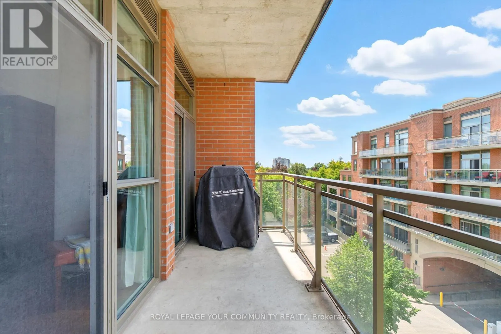 540 - 281 WOODBRIDGE AVENUE