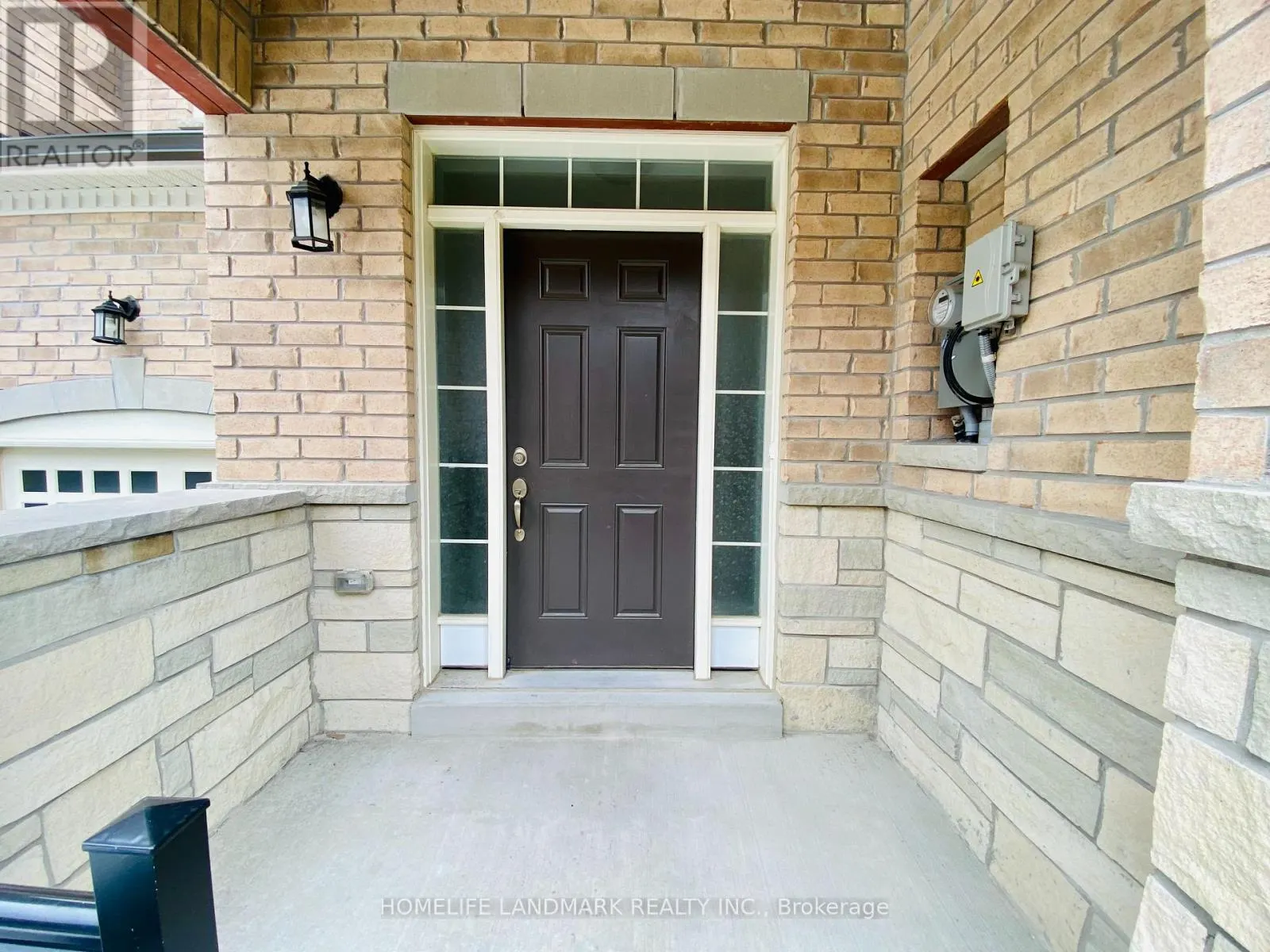 6 MOONSEED LANE