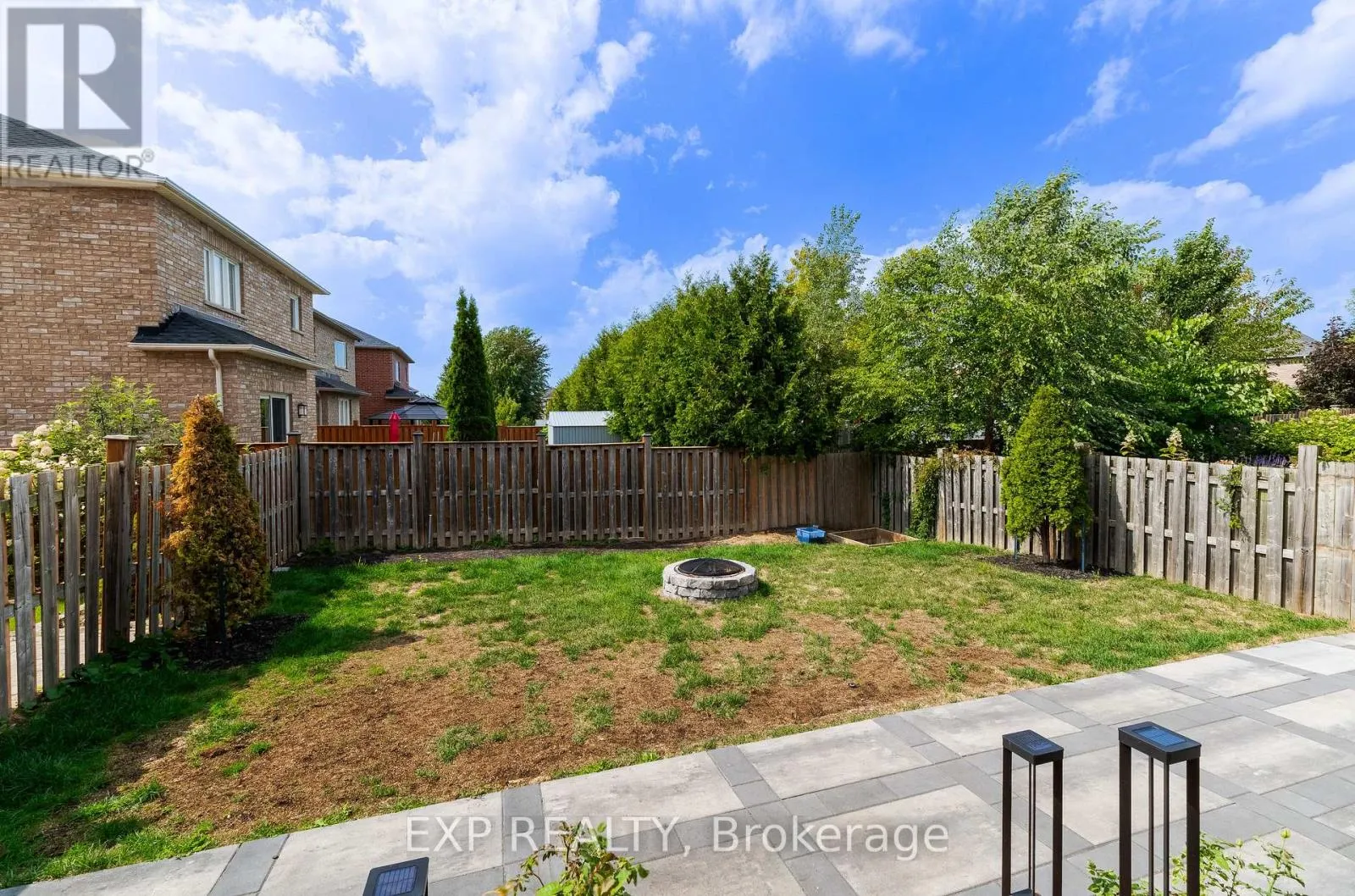 535 WOODSPRING AVENUE
