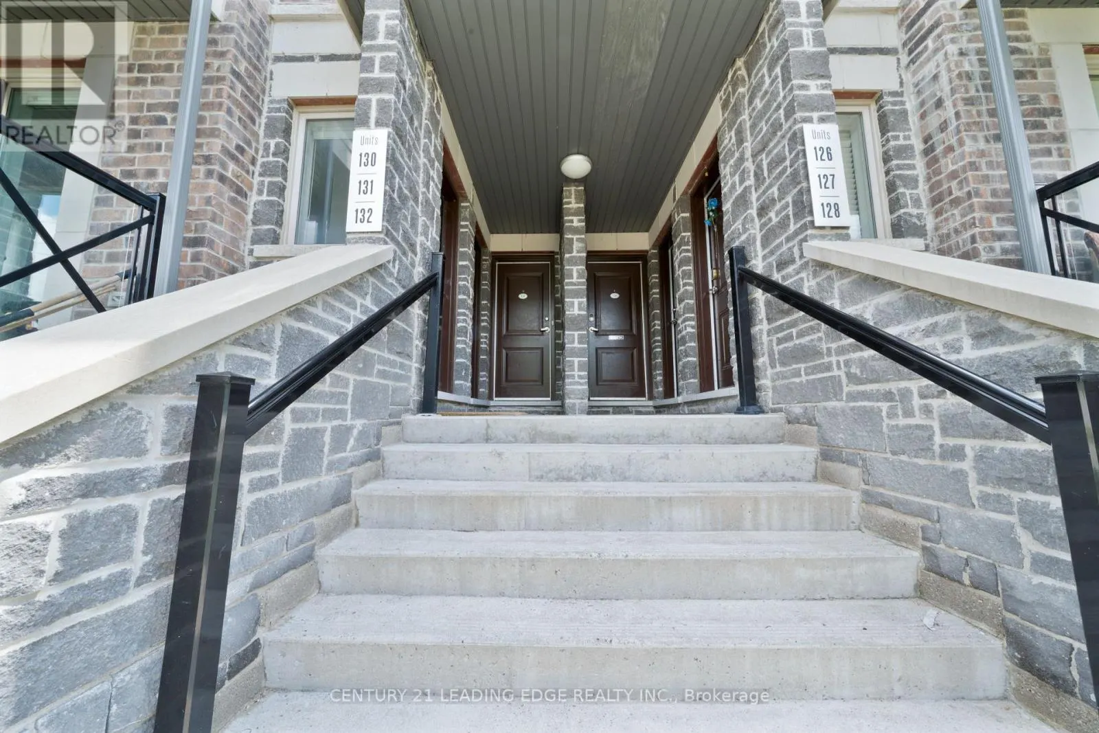132 - 2 DUNSHEATH WAY