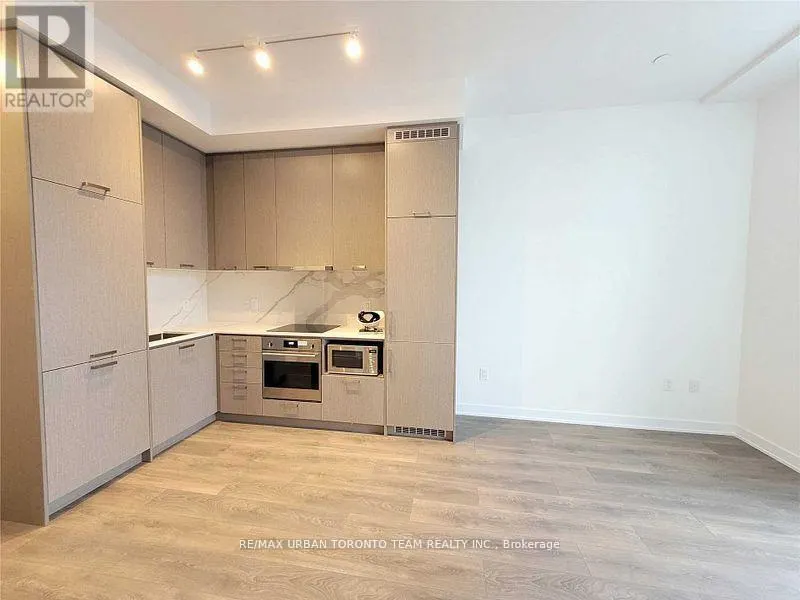 1815 - 10 HONEYCRISP CRESCENT
