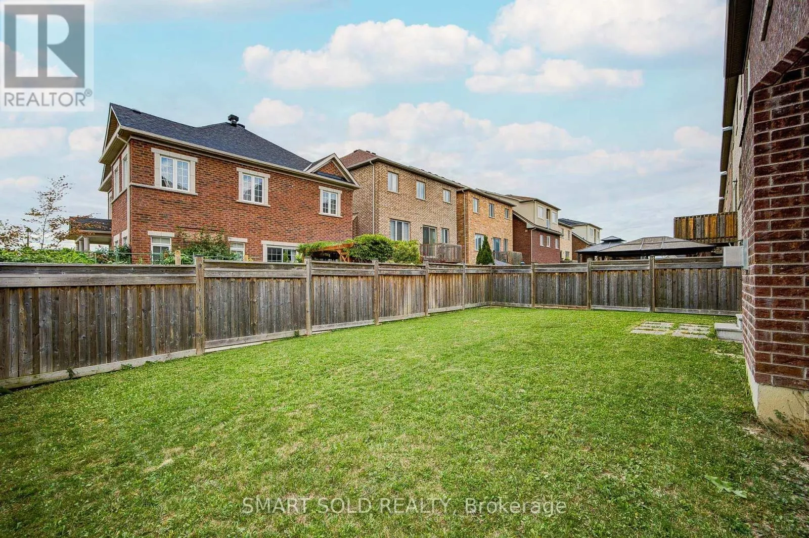 238 HARTWELL WAY