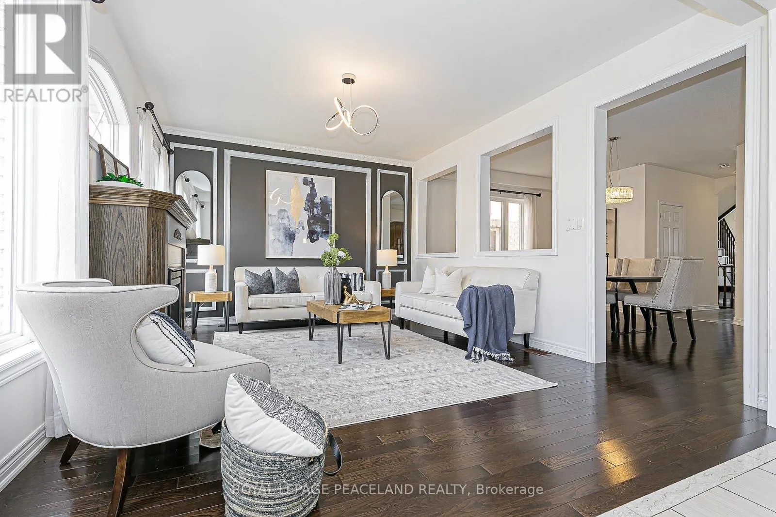 10 PAVLOVA CRESCENT