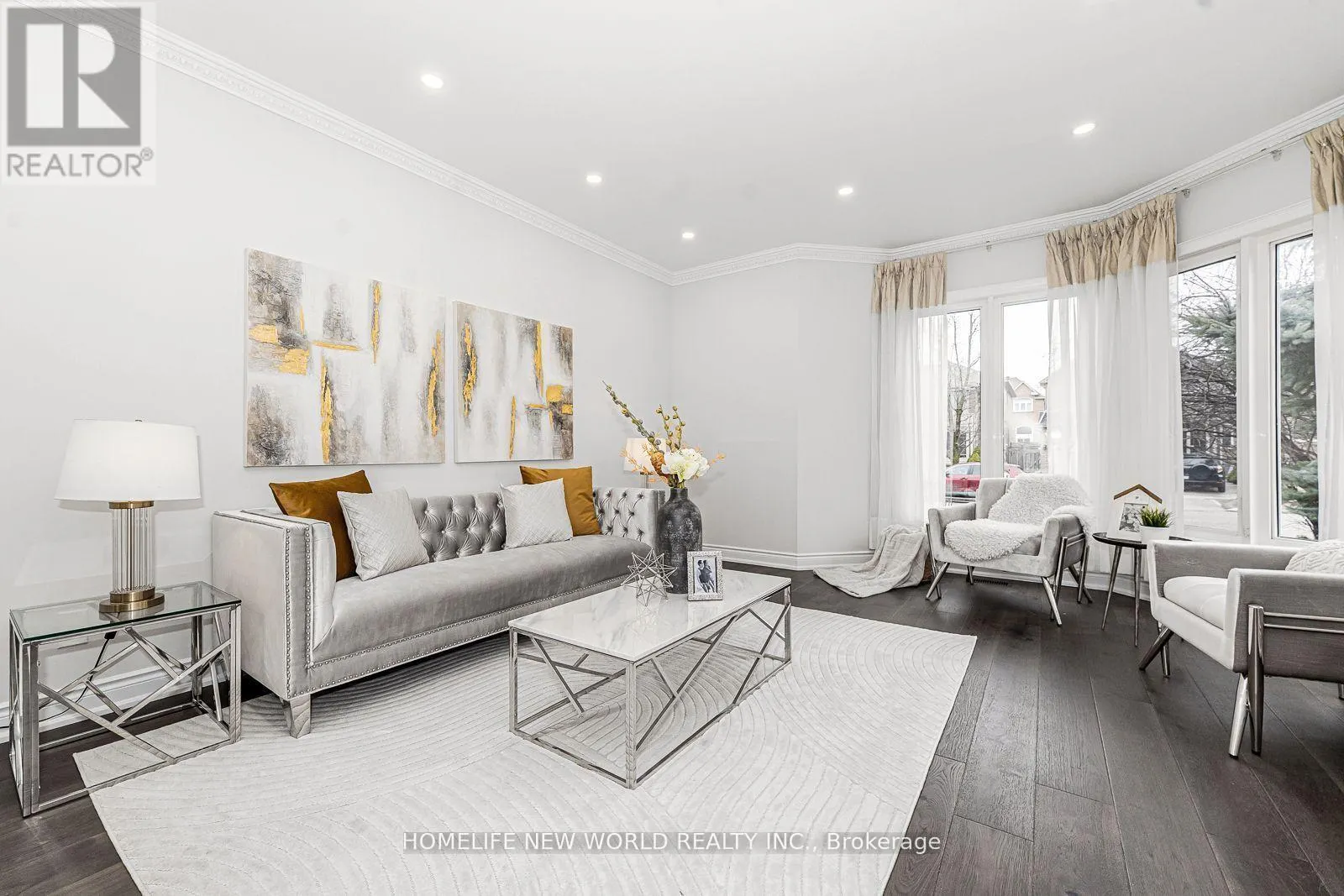 11 FORTUNE CRESCENT
