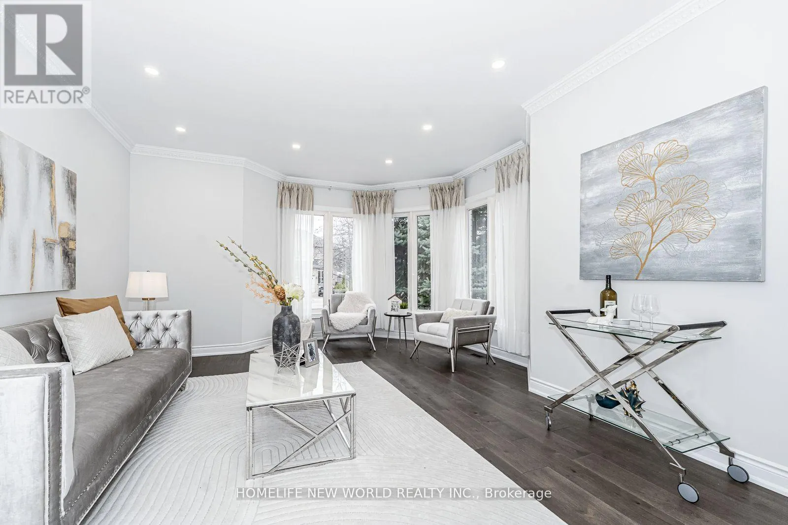 11 FORTUNE CRESCENT