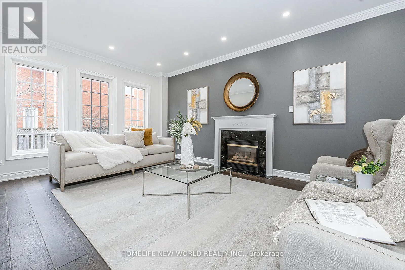 11 FORTUNE CRESCENT