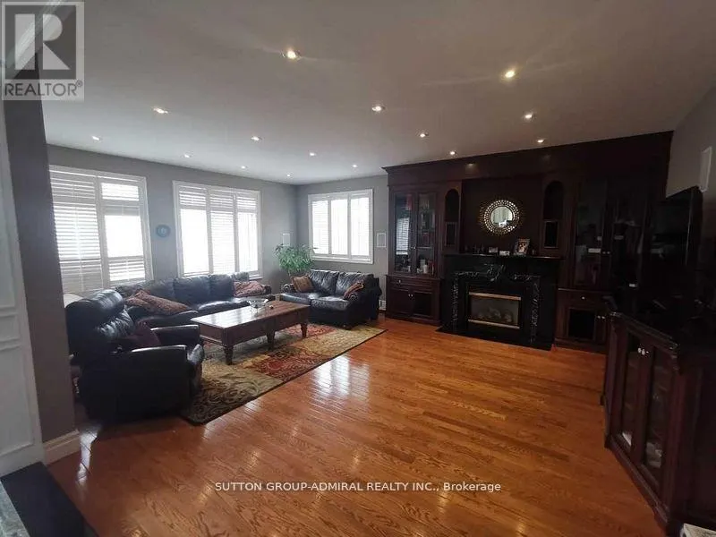 46 HUMBERVIEW DRIVE