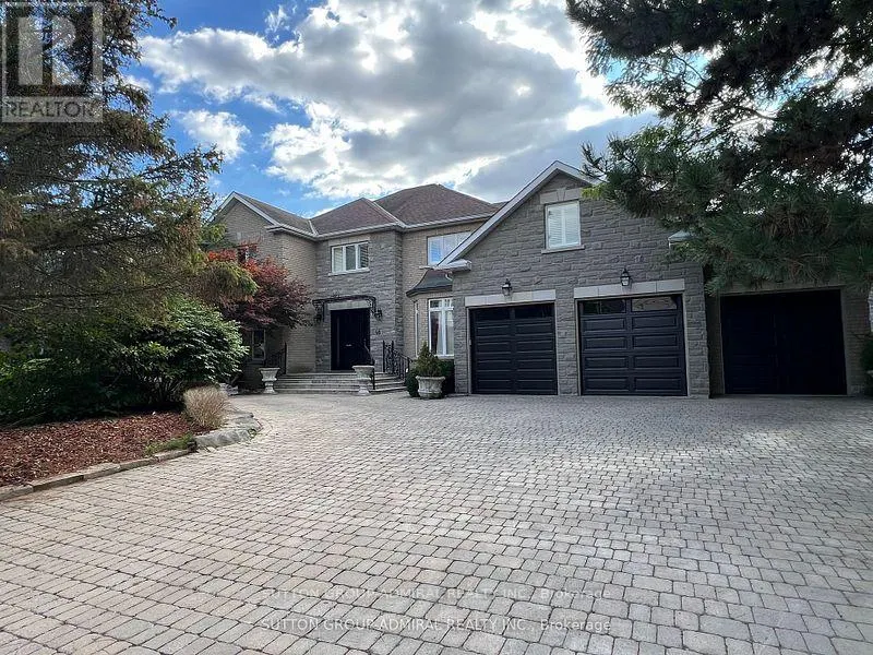 46 HUMBERVIEW DRIVE
