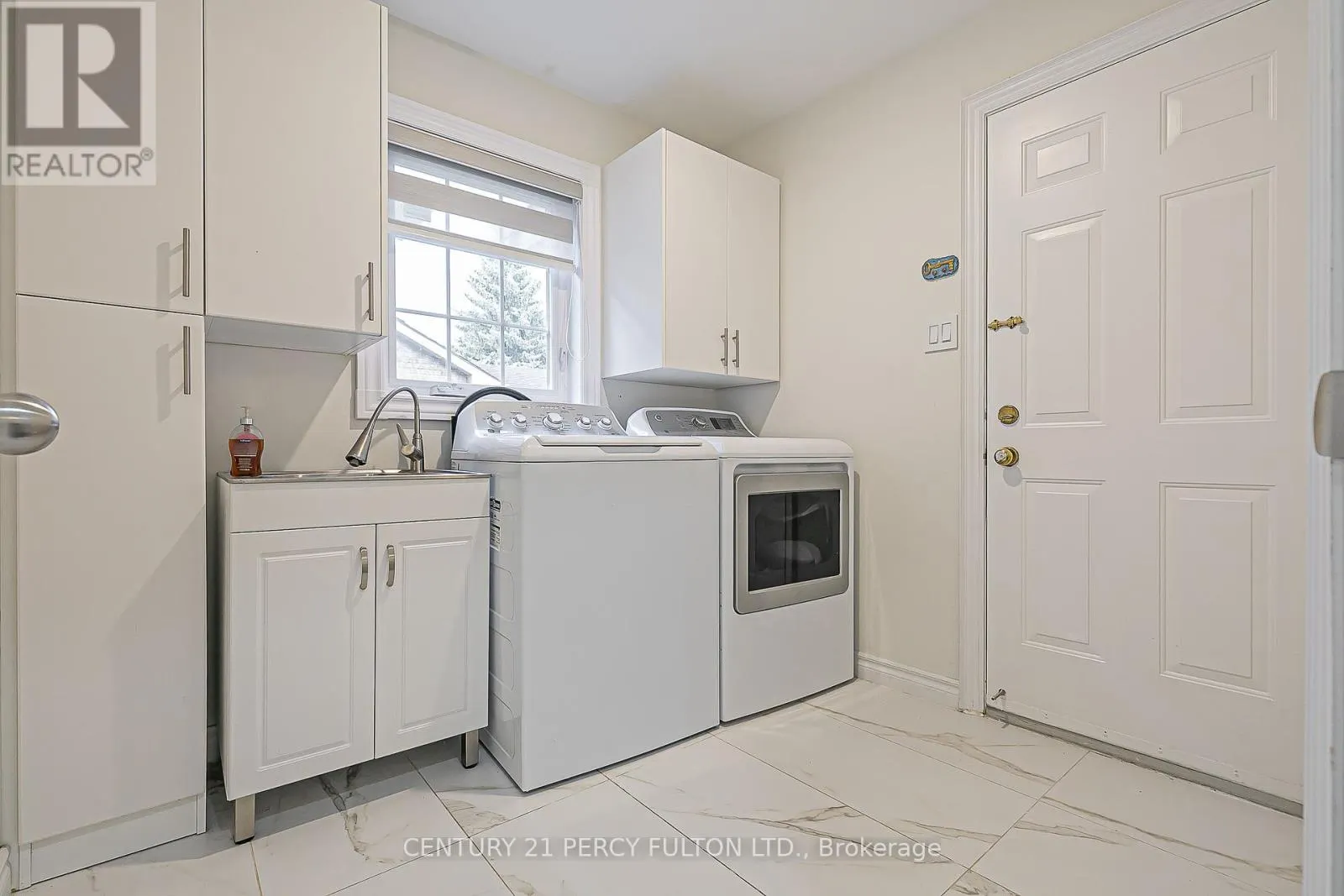 85 HAVAGAL CRESCENT