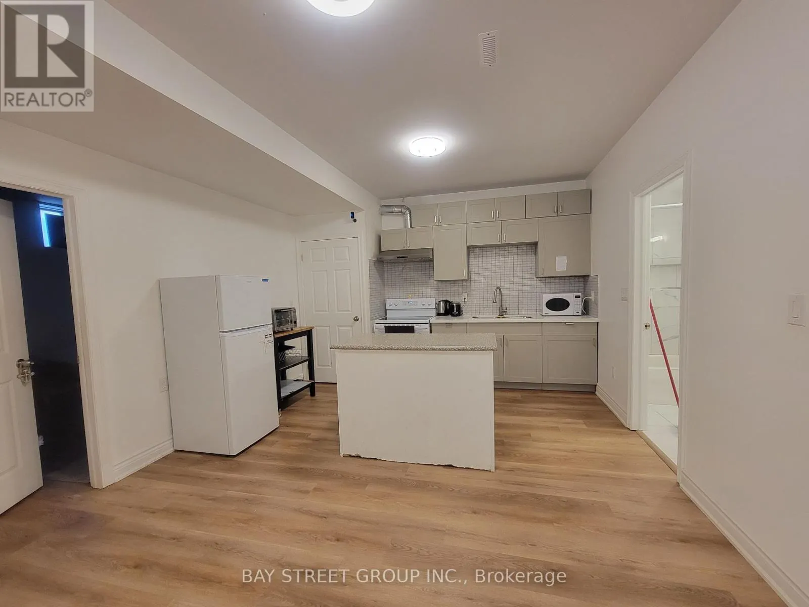 448 ELGIN MILLS ROAD