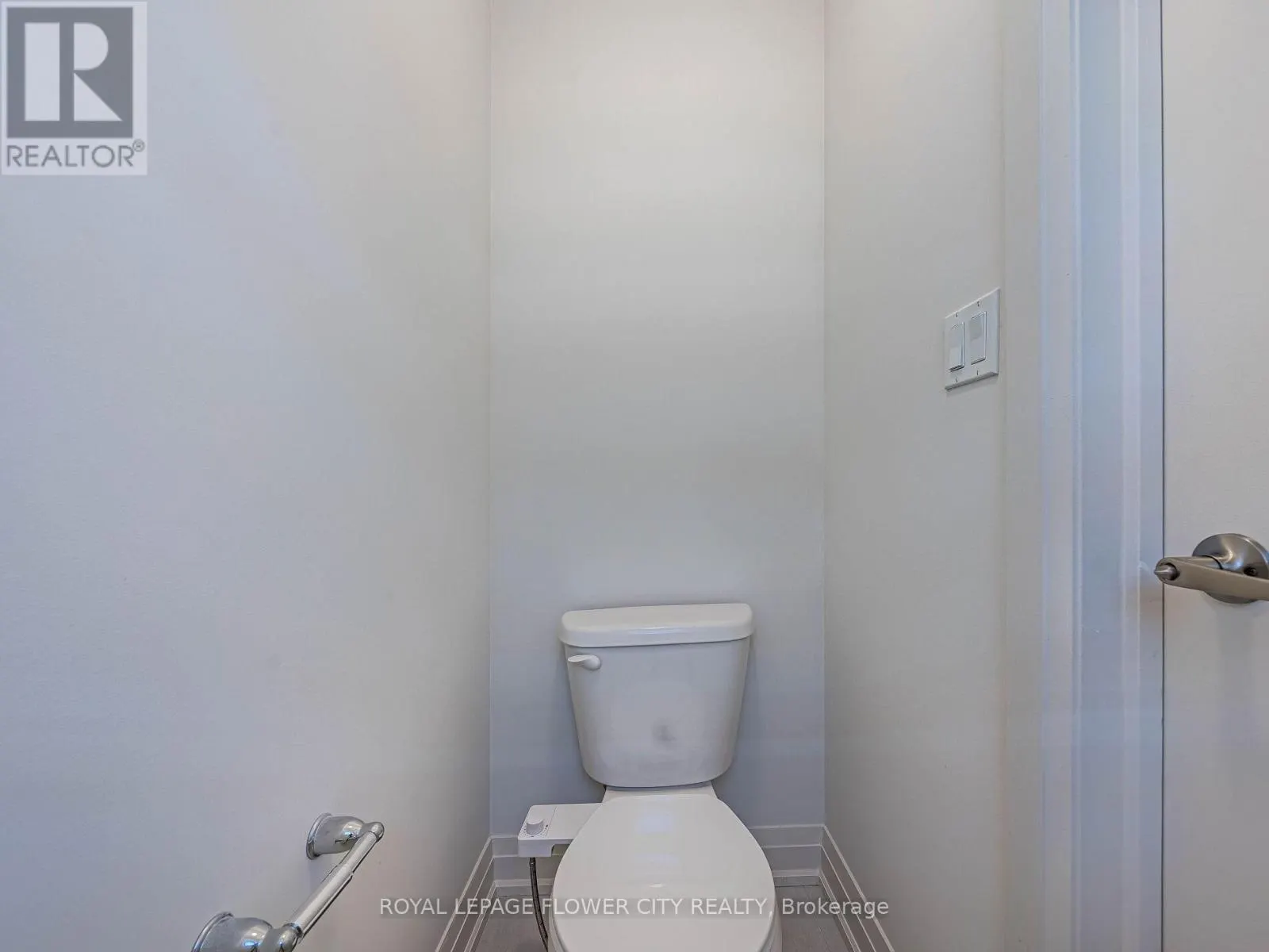 26 HUMMINGBIRD GROVE