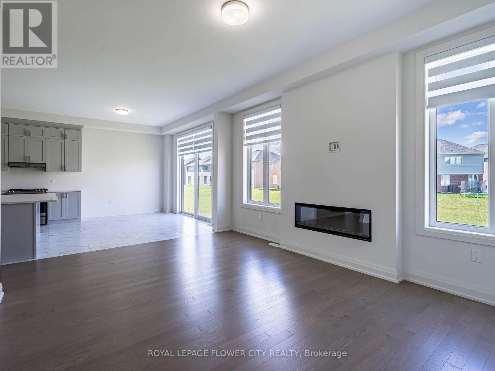 26 HUMMINGBIRD GROVE