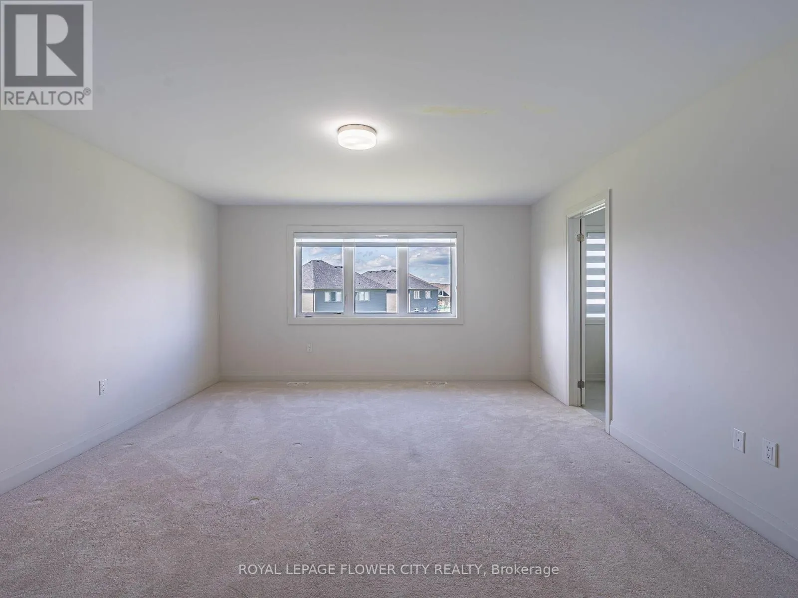 26 HUMMINGBIRD GROVE