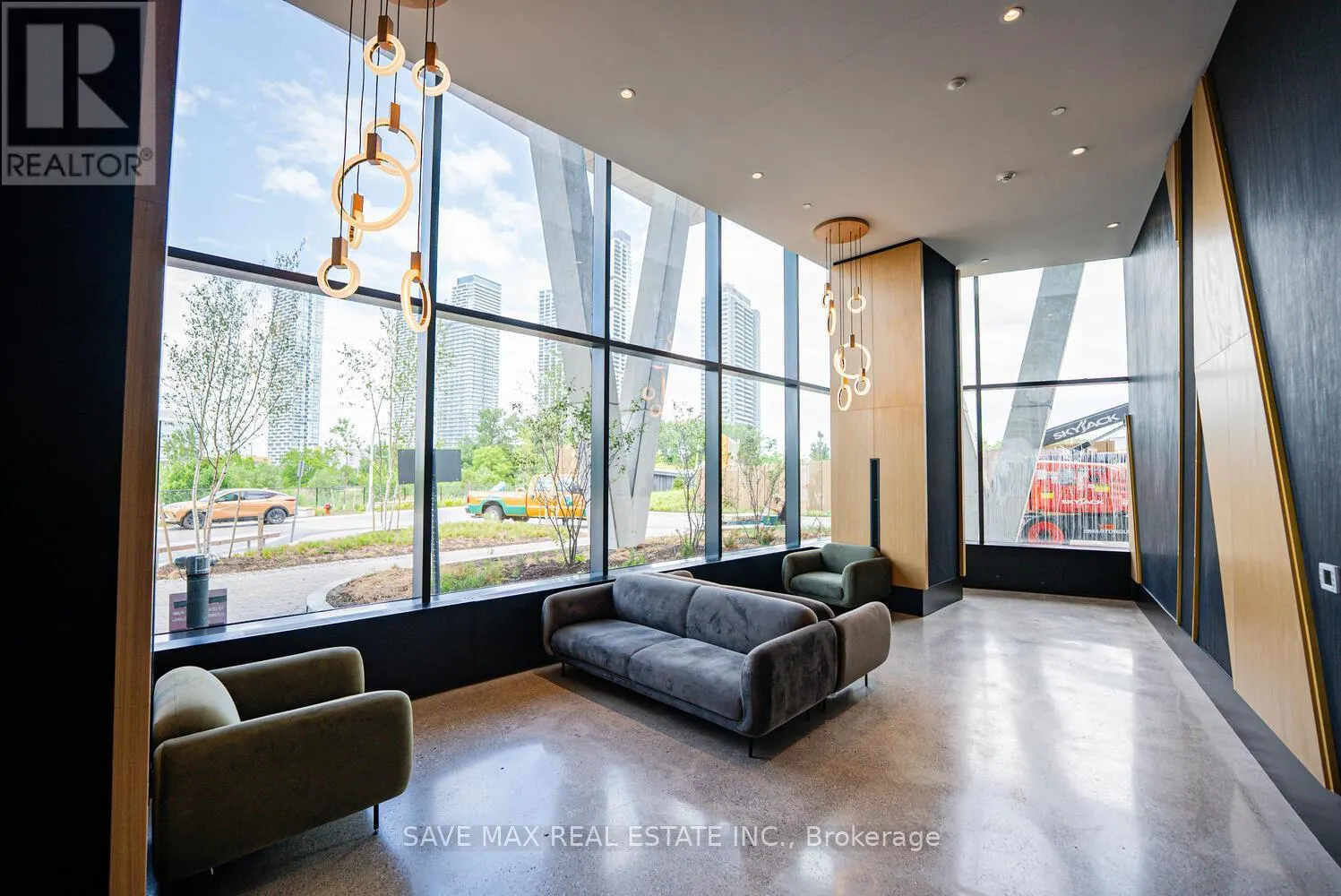 1508 - 2920 HIGHWAY 7 ROAD
