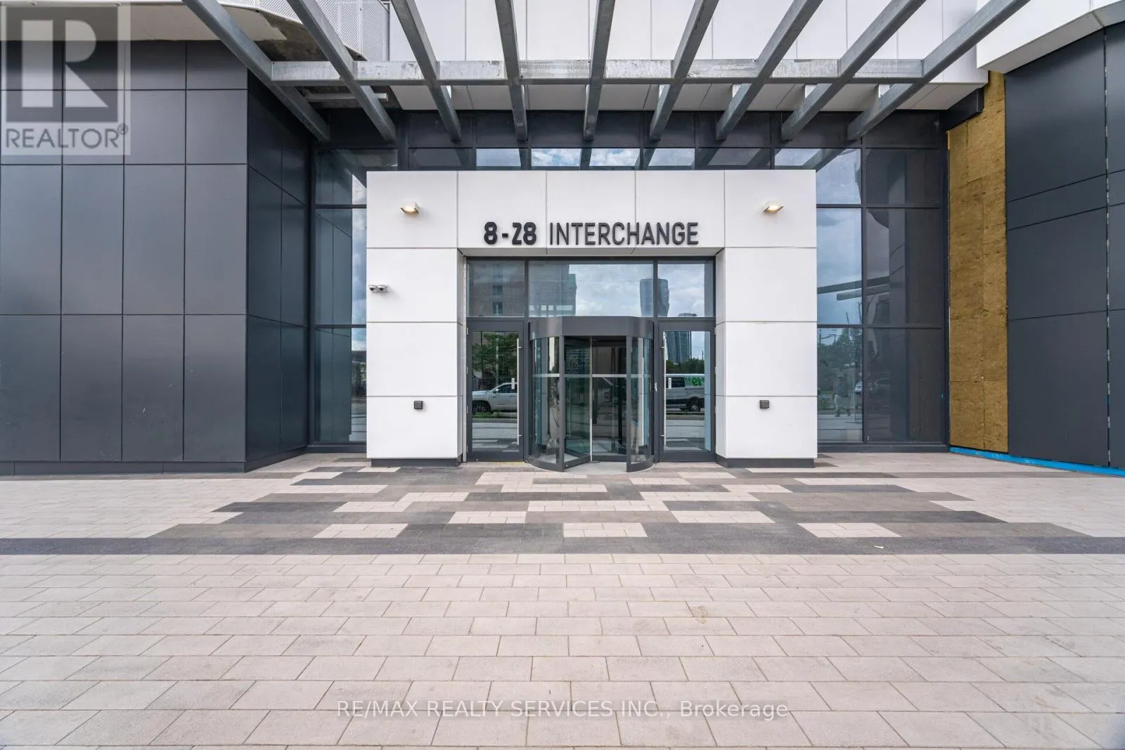 103 D - 28 INTERCHANGE WAY