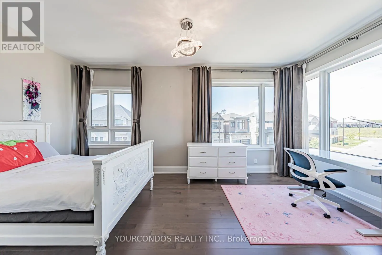 9 SEAGER STREET