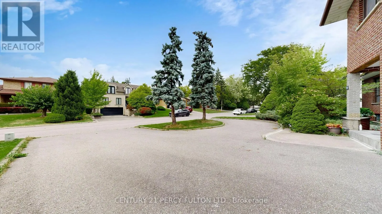53 POINSETTA DRIVE