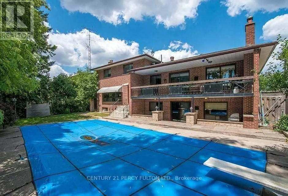 53 POINSETTA DRIVE