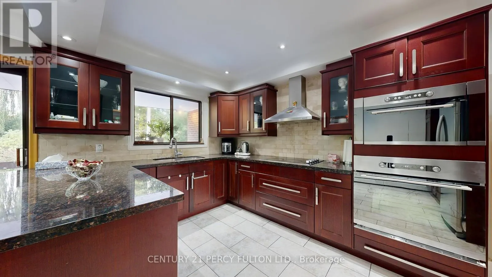 53 POINSETTA DRIVE