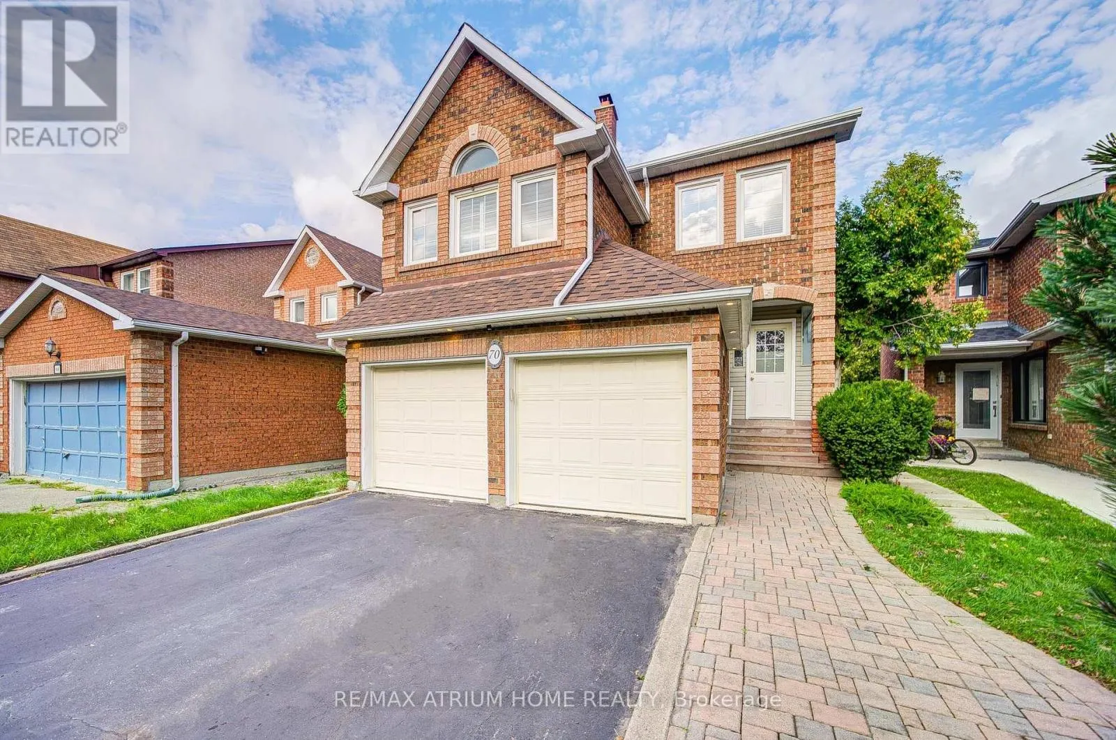 70 MILLCROFT WAY