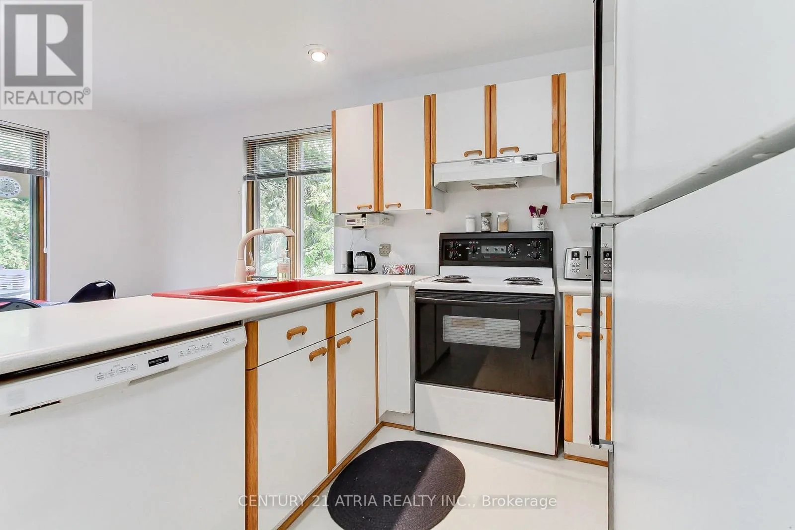 6 PENNY PLACE