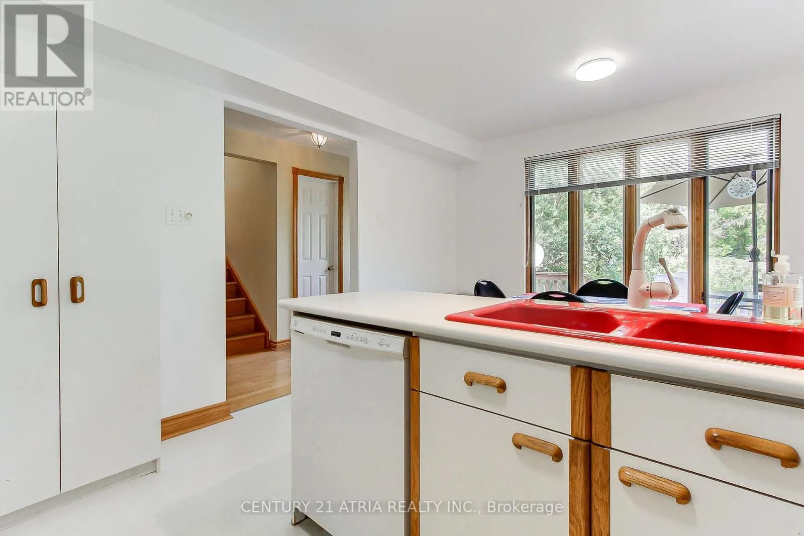6 PENNY PLACE