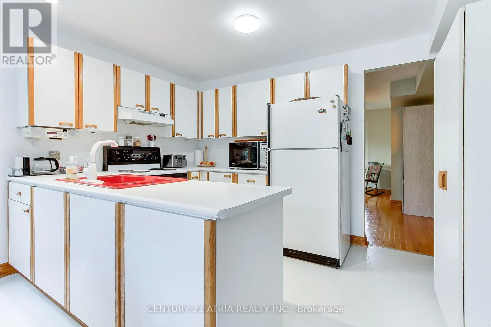 6 PENNY PLACE