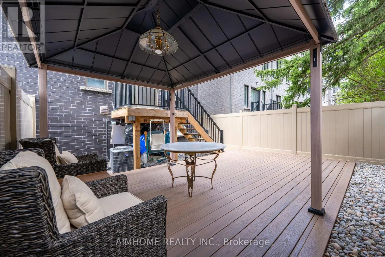 13 ARMILLO PLACE