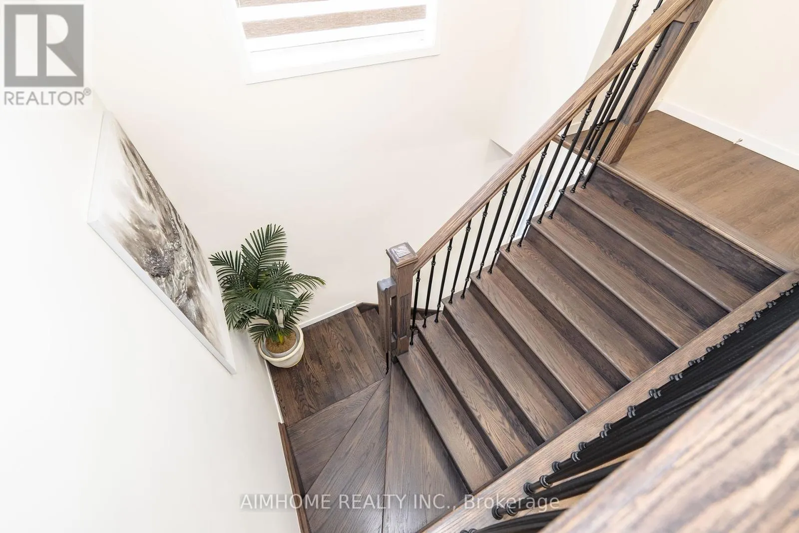 13 ARMILLO PLACE