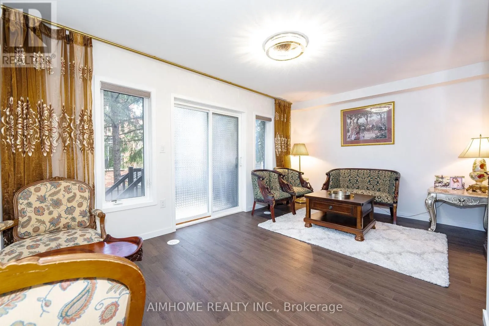 13 ARMILLO PLACE