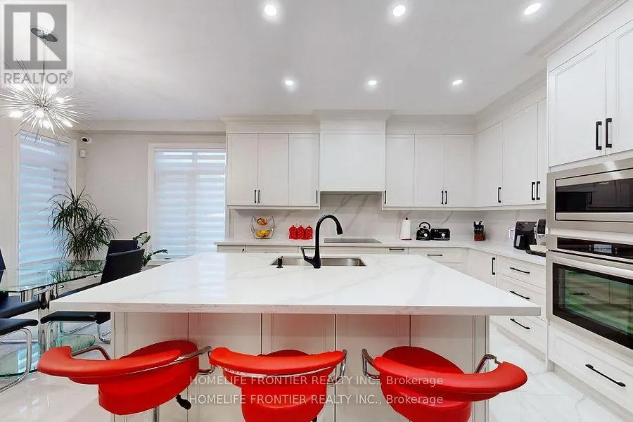 28 ROCK ELM COURT