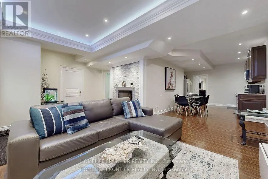 28 ROCK ELM COURT