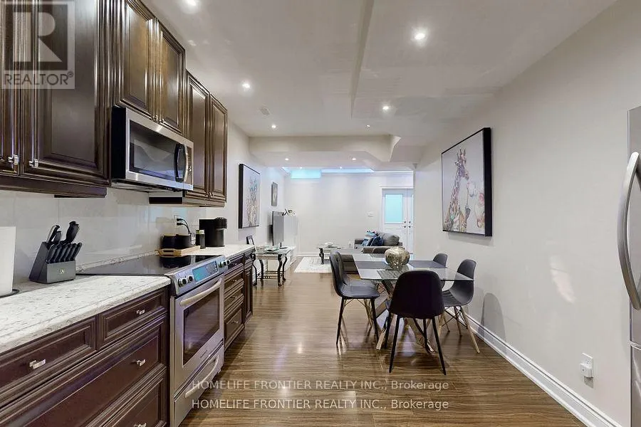 28 ROCK ELM COURT