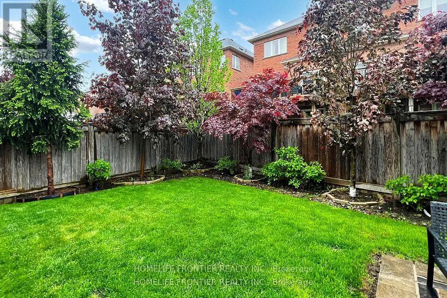 28 ROCK ELM COURT