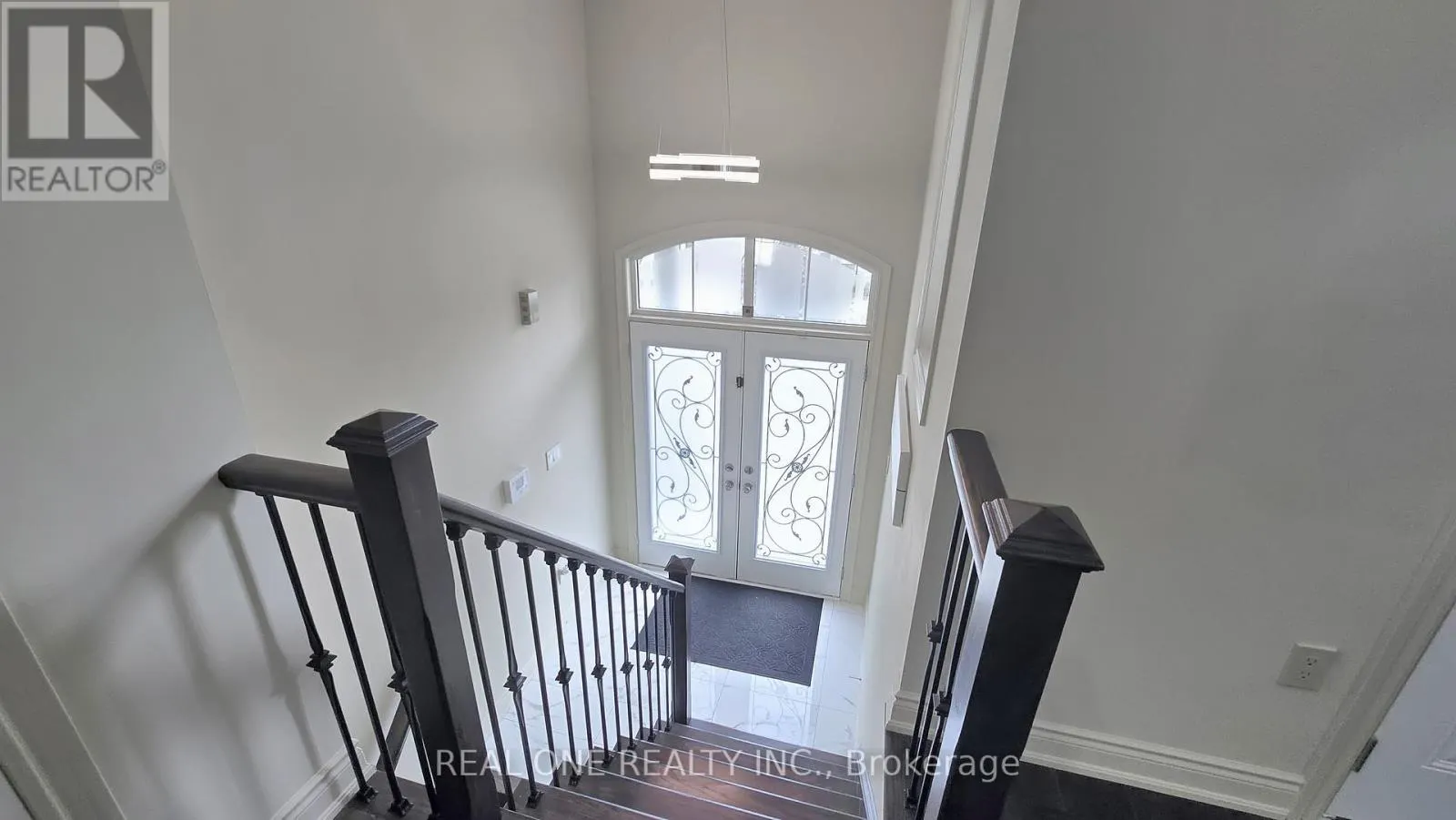 193 CRANBROOK CRESCENT