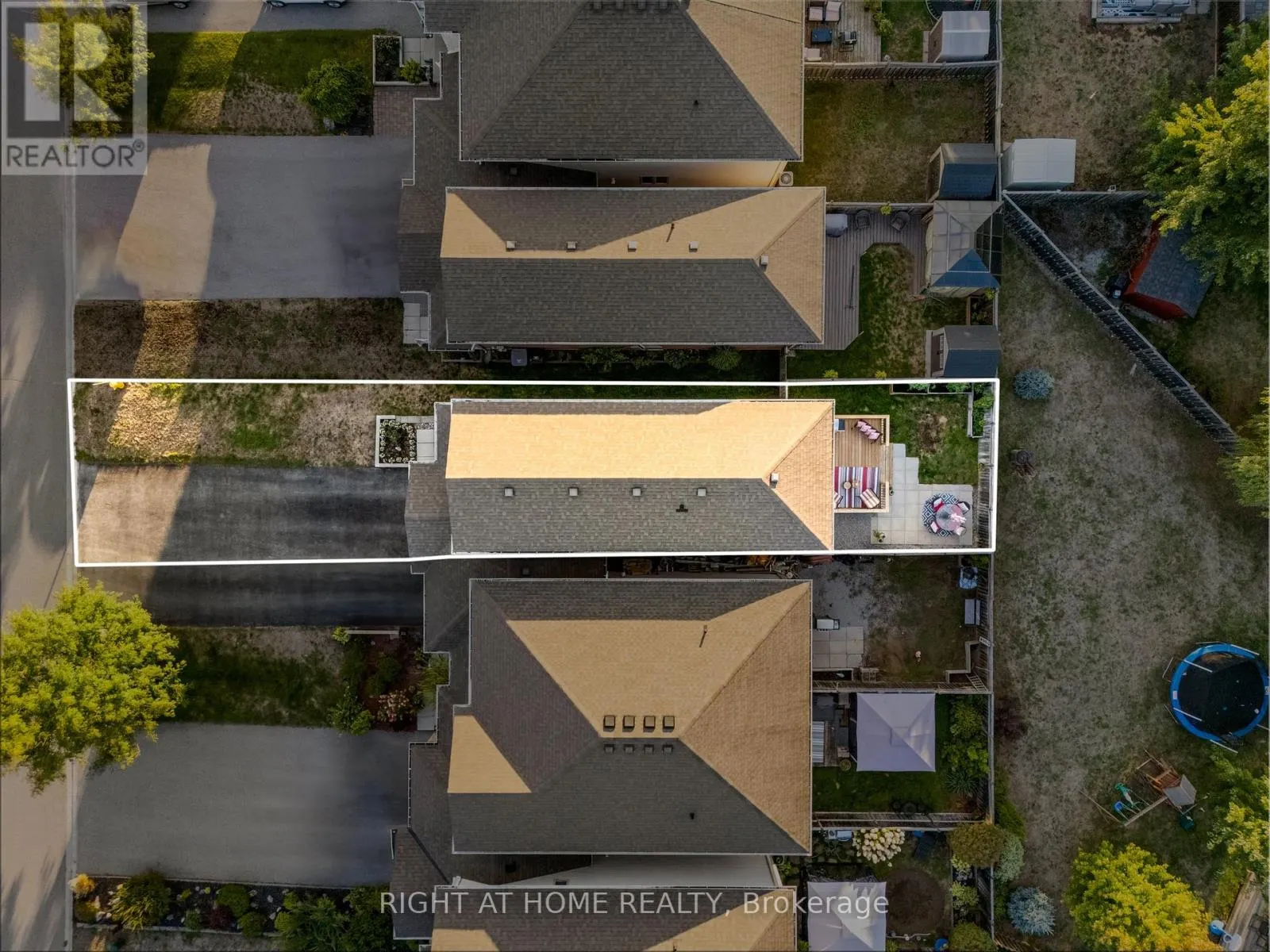 219 BANTING CRESCENT