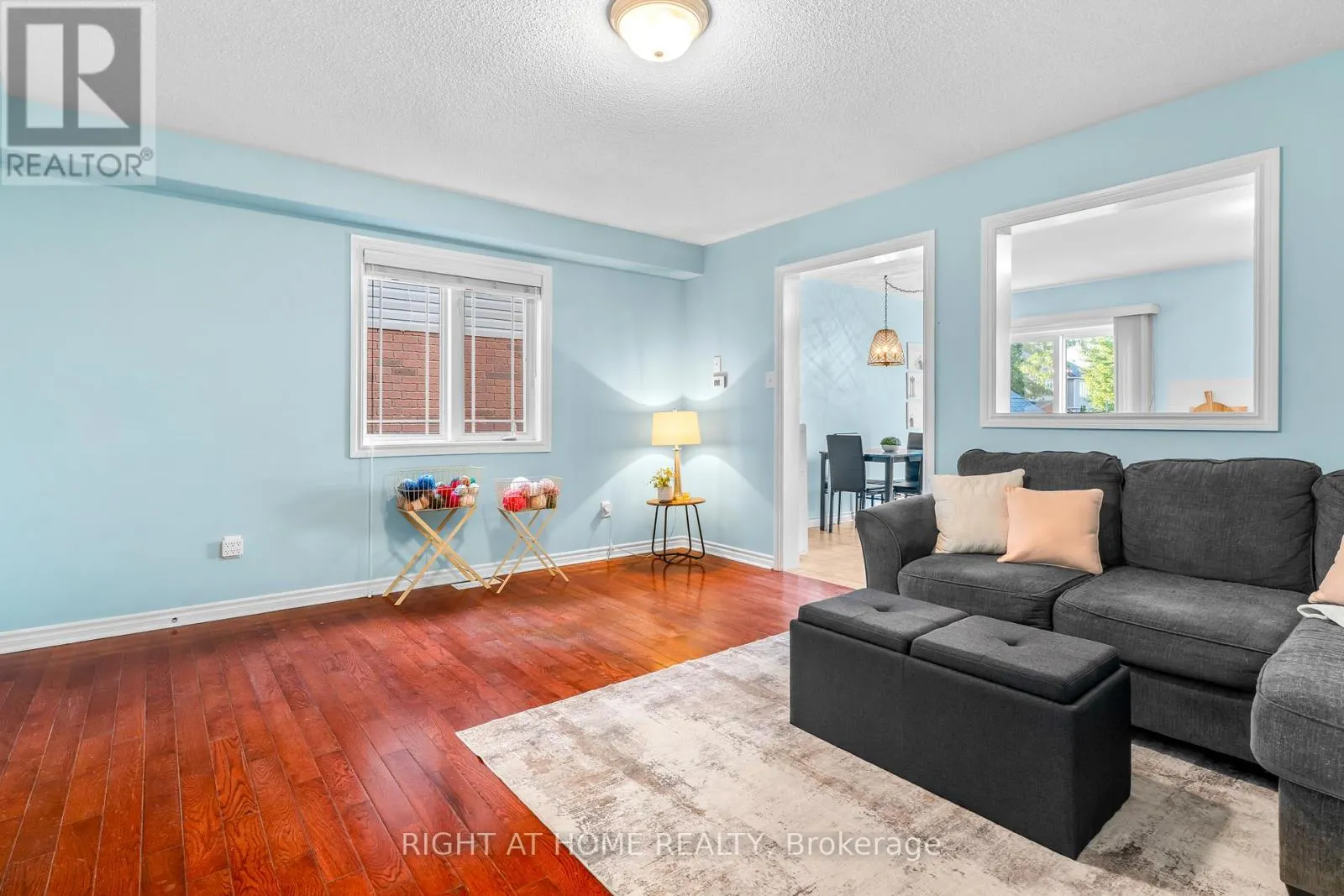 219 BANTING CRESCENT